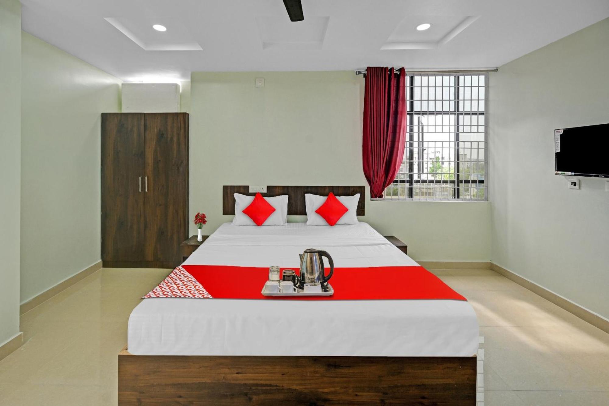 Hotel O Vrk Residency Kurmannapalem エクステリア 写真